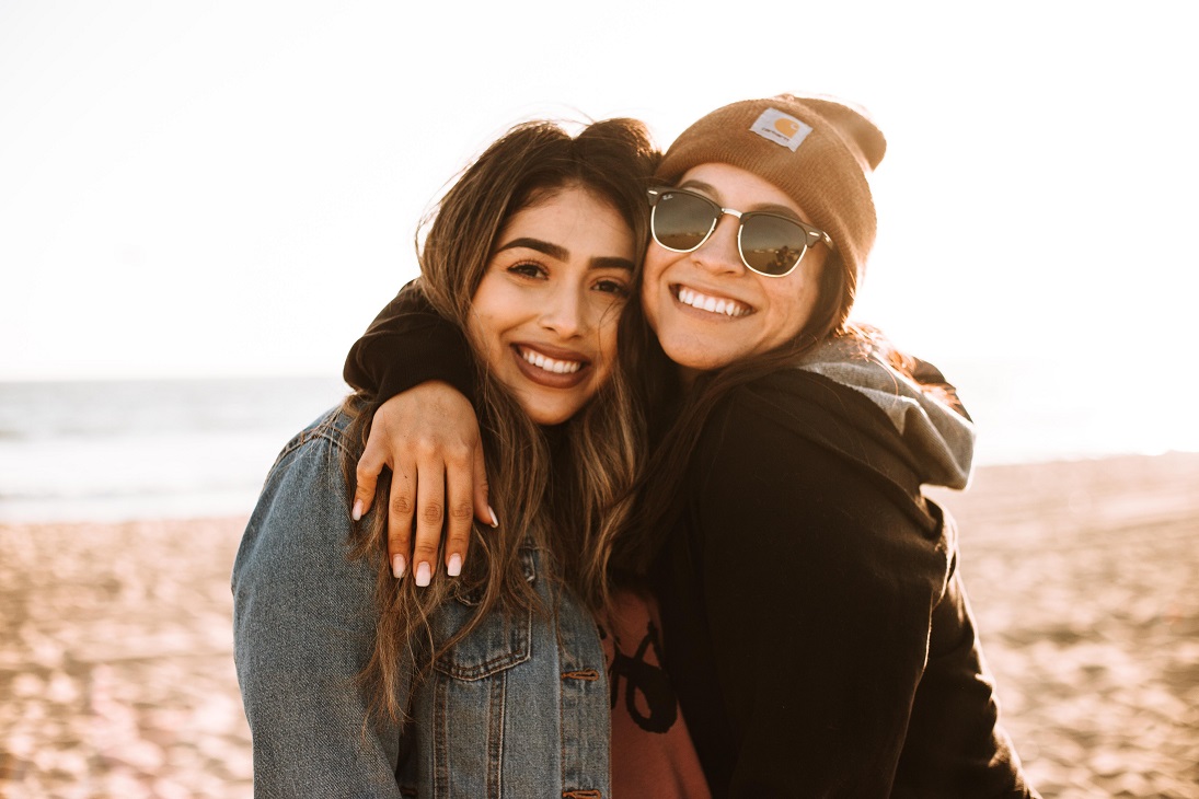 omar-lopez-0-uzdU3gUYw-unsplash